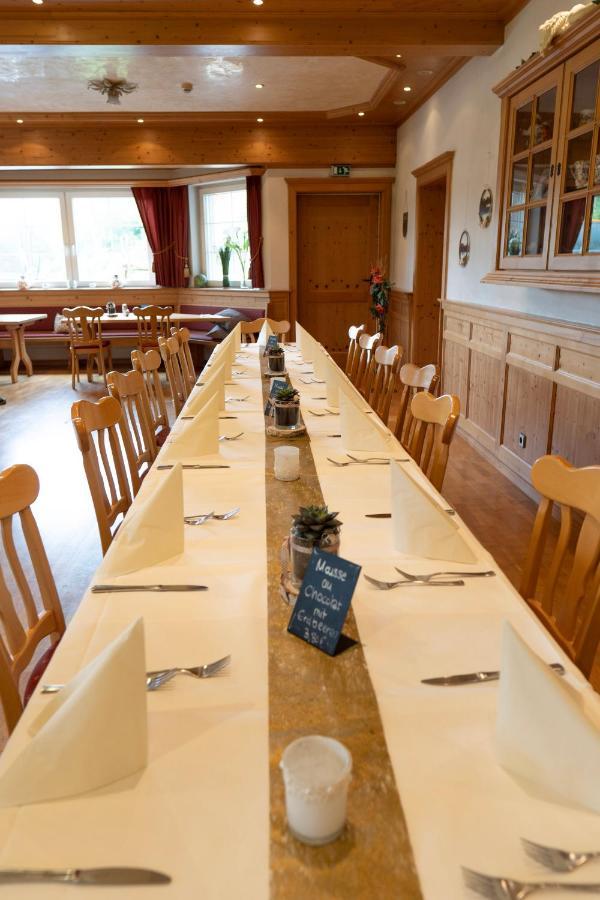 Landgasthof Hirschen Untermettingen Илинген-Биркендорф Экстерьер фото